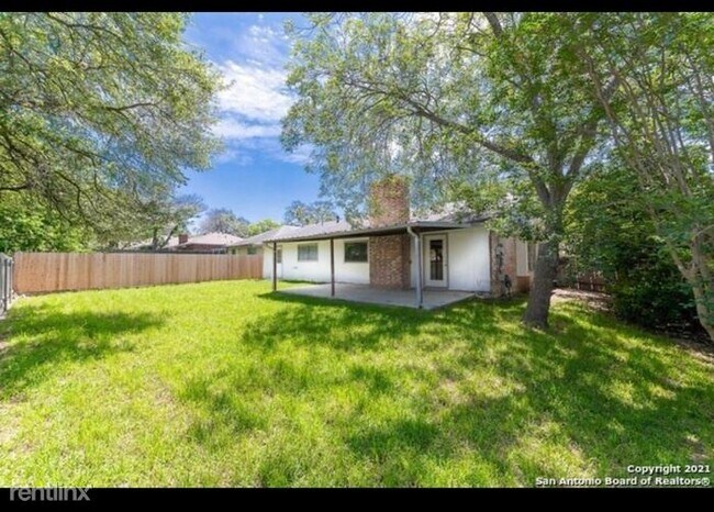 Building Photo - 3 br, 2 bath House - 6407 Green Top Dr