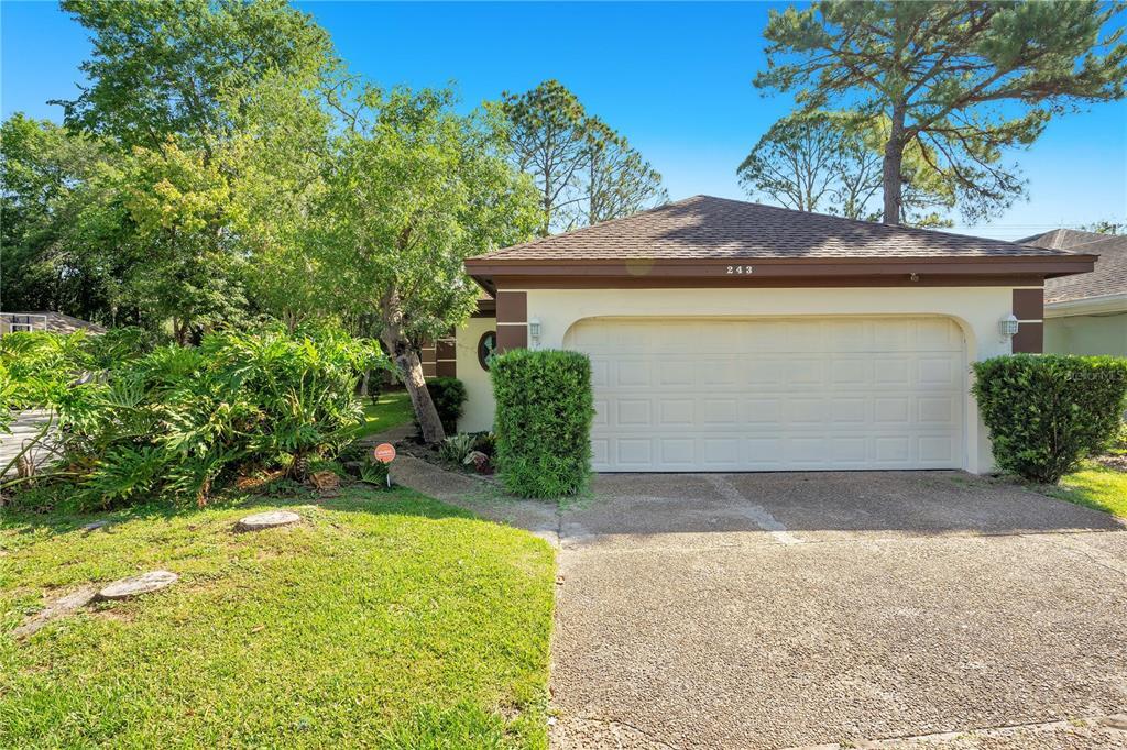 Foto principal - 243 S Shadowbay Blvd