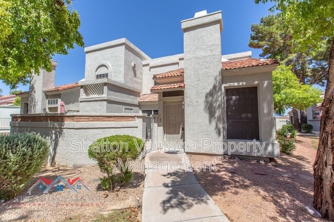 Building Photo - 1717 E Union Hills Dr