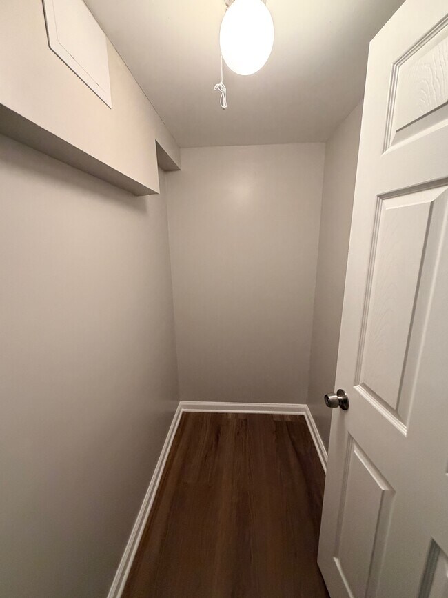 Foto del edificio - 12720 Feldon St