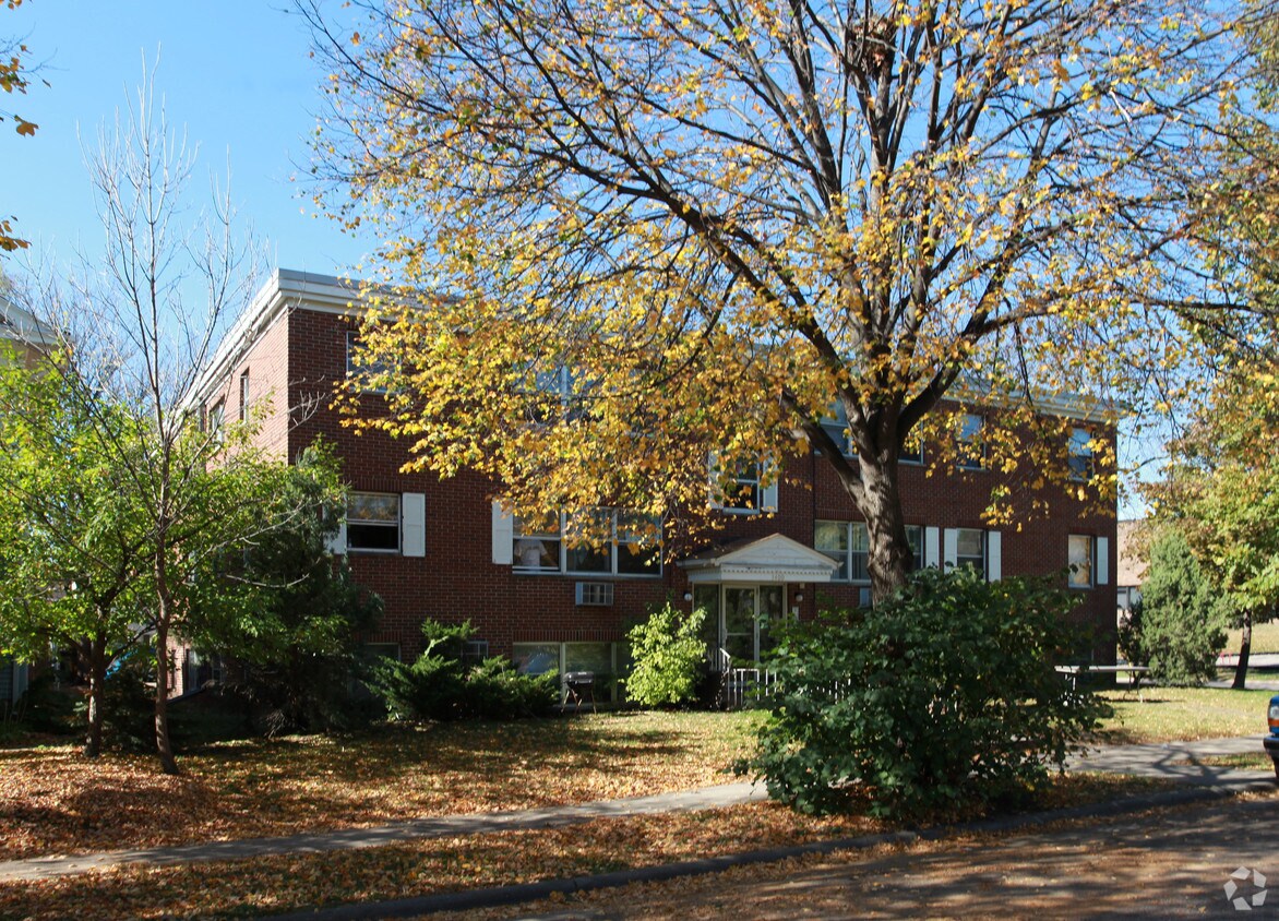 Foto principal - 3400 10th Ave S