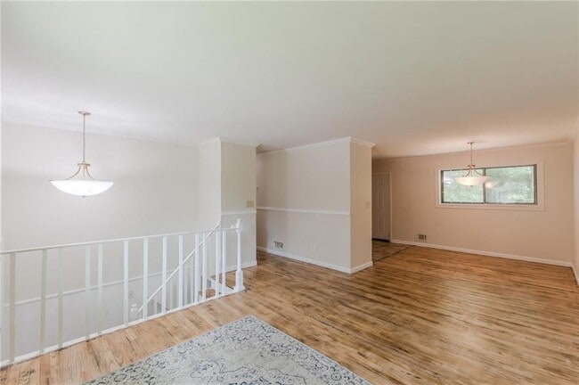 Building Photo - 1435 Cedar Creek Ln