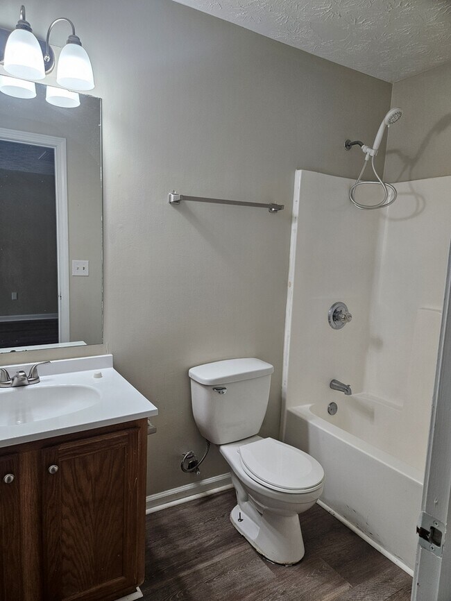 Building Photo - 1156 Micha Way