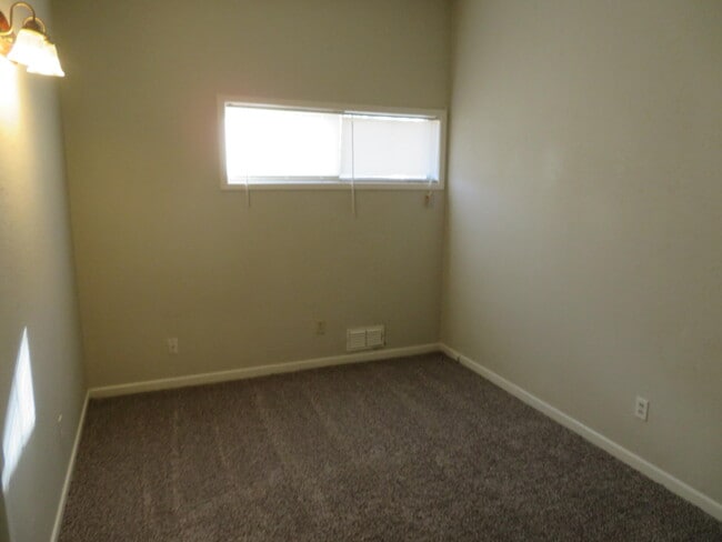 Foto del edificio - 4420 44th St