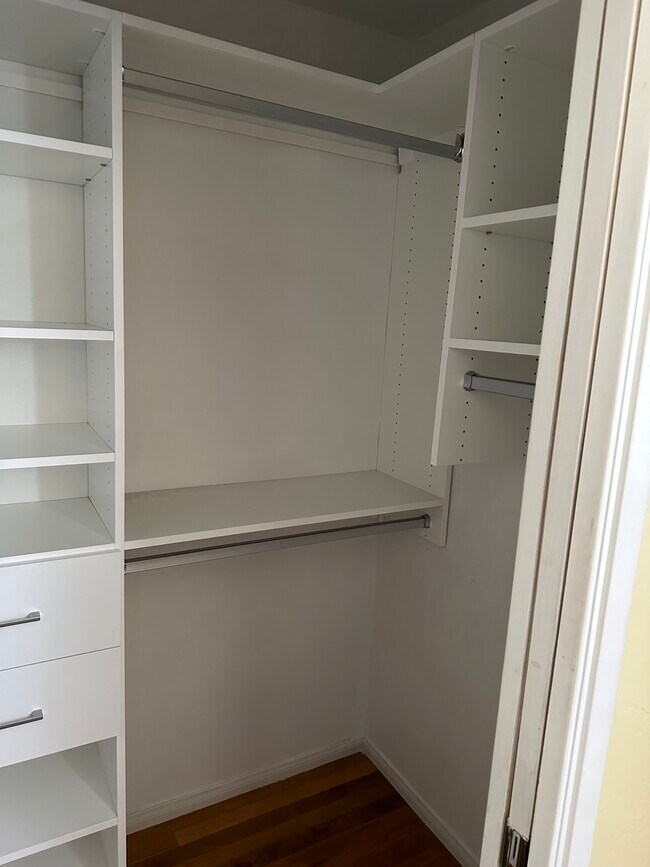 Building Photo - 230 C Ave