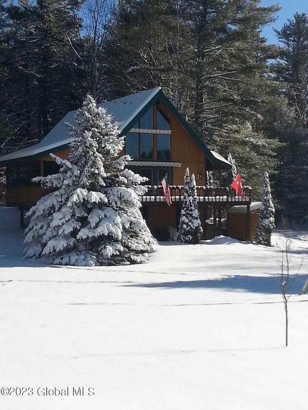 Foto principal - 210 Chester Shores Ridge
