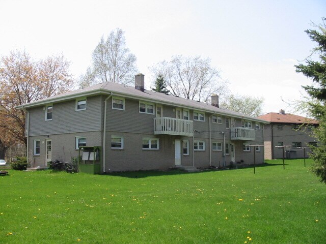 Building Photo - 5870 Tower Rd