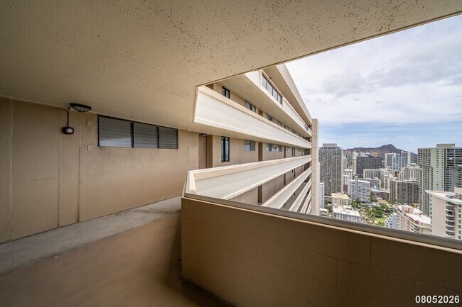 Foto del edificio - 2121 Ala Wai Blvd