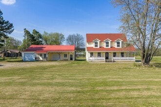 Building Photo - 13081 AR-22