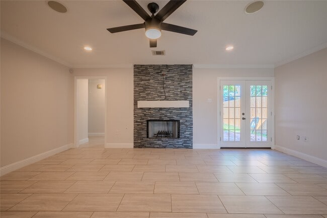 Building Photo - 16250 Camino Del Sol Dr