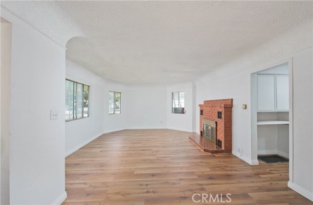 Building Photo - 1106 N San Gabriel Ave