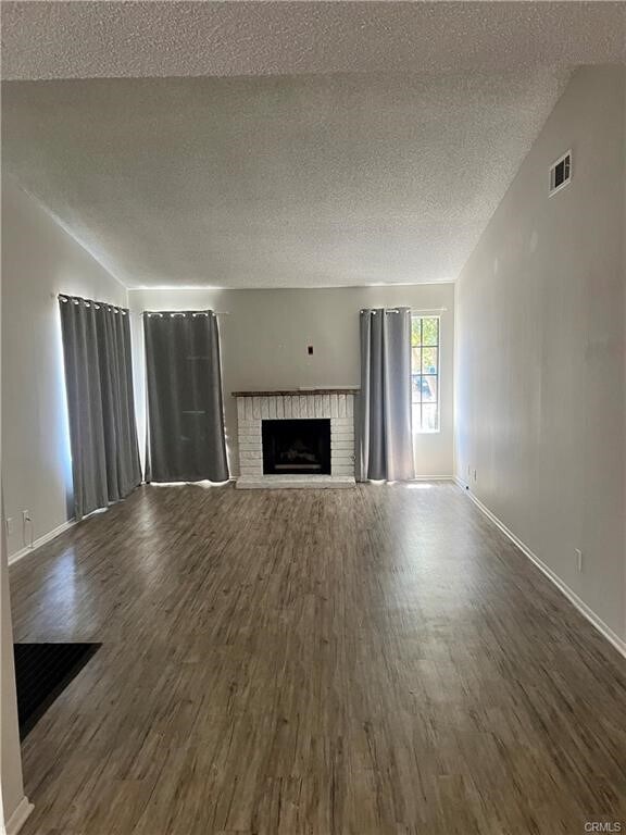 Building Photo - 2601 Captains Ave