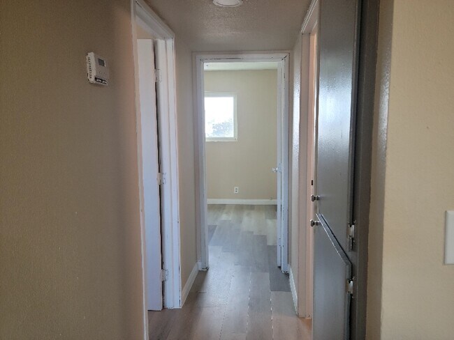 Foto del edificio - 3701 Thomas Ave