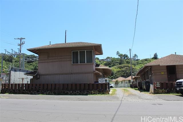 Building Photo - 2361 Pauoa Rd