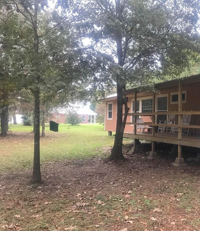 Building Photo - 2411 County Rd 2235