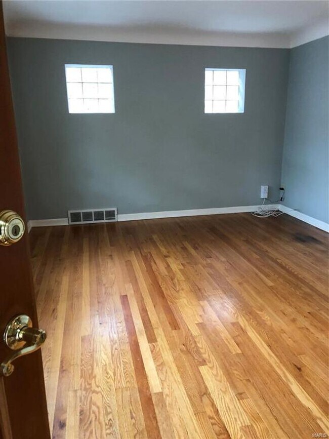 Foto del edificio - 7314 Dartmouth Ave