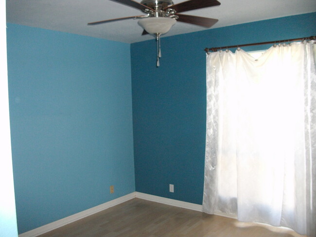 Building Photo - Unfurnished Ground Floor Southpointe Condo...