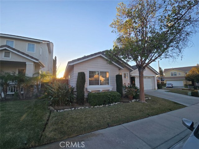 Foto del edificio - 366 Cypress Ct