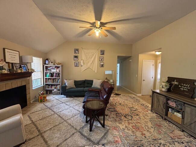 Foto del edificio - 4808 Davitt Ct NW