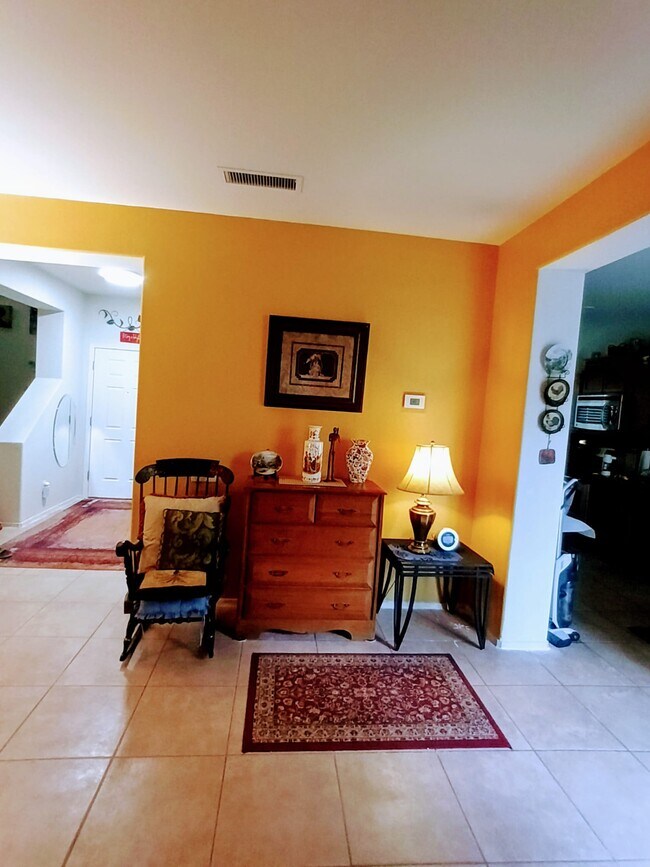 Foto del edificio - 2348 N 84th Dr