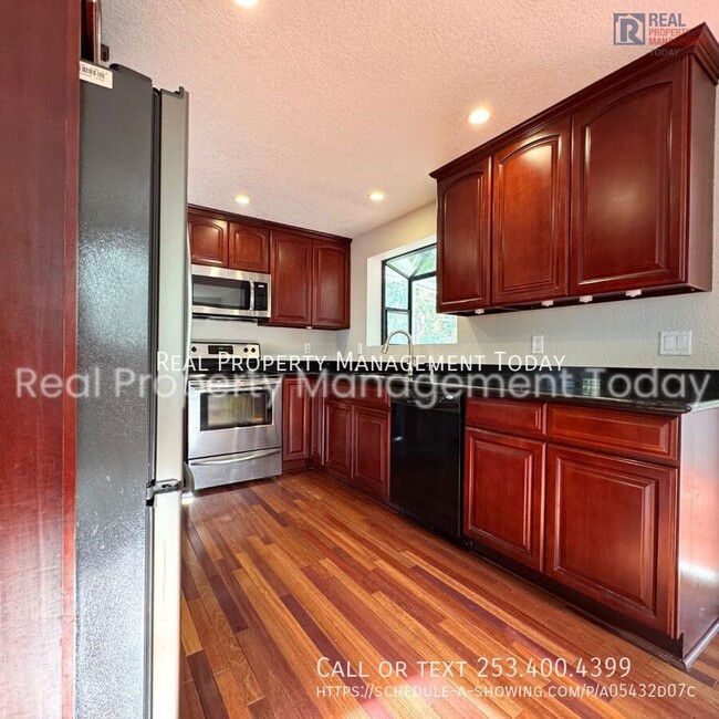 Building Photo - 31720 3rd Pl S