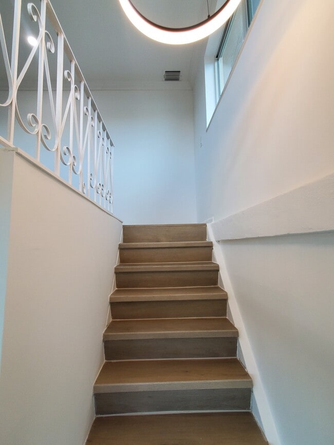 Building Photo - 91 NW 51st Pl