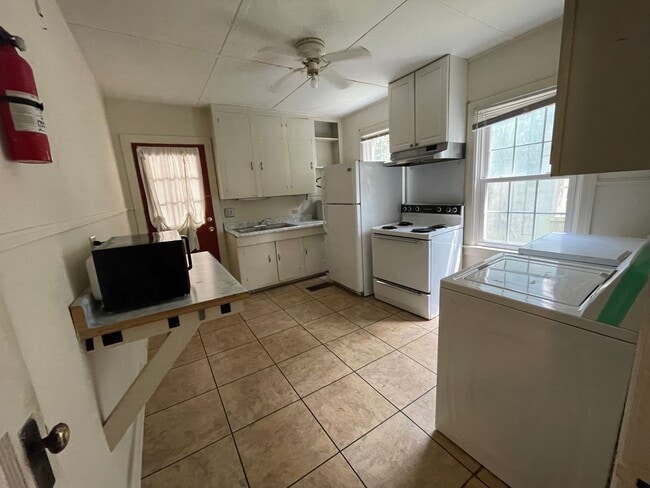 Photo - 103 Goodman Pl Apartment