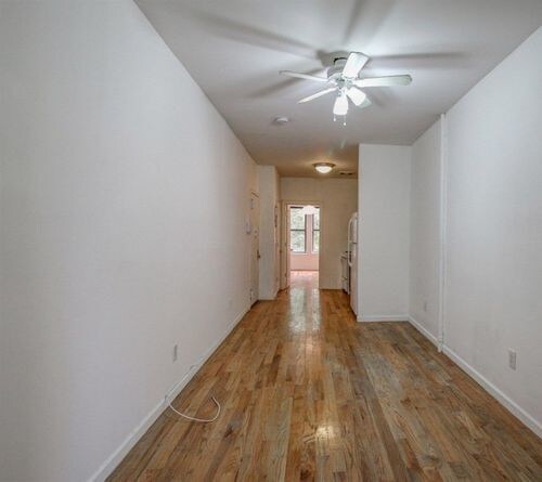 Building Photo - 355 16th St