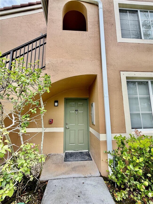 Foto del edificio - 8010 N Nob Hill Rd