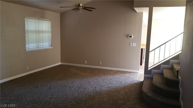 Foto del edificio - 1745 Mt Hood St