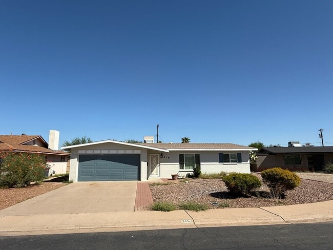 Remodeled 3 Bedroom Home Tempe - Remodeled 3 Bedroom Home Tempe