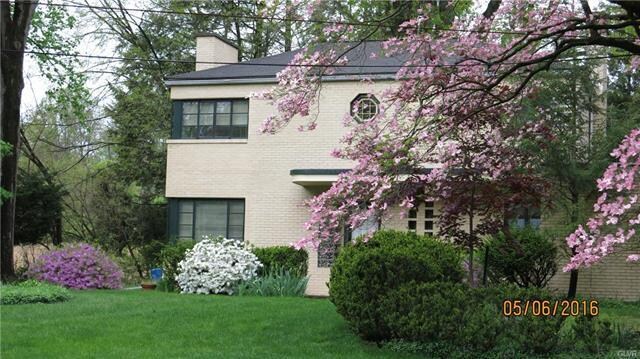 Building Photo - 2690 S Delaware Dr