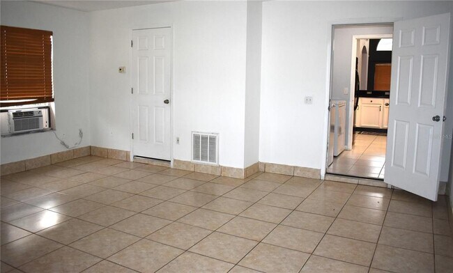 Foto del edificio - 436 Lake Shore Pkwy