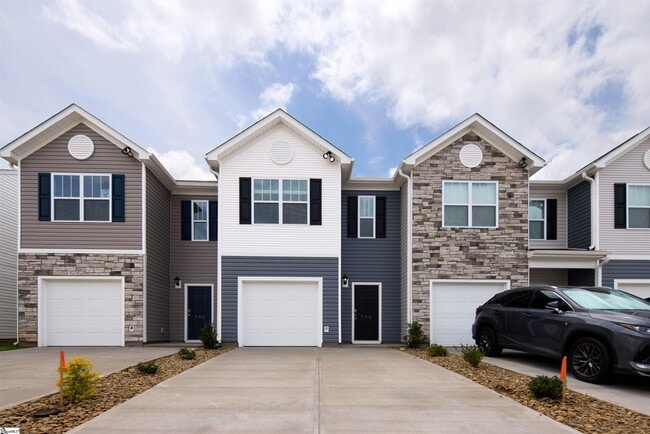 Building Photo - 753 Embark Cir