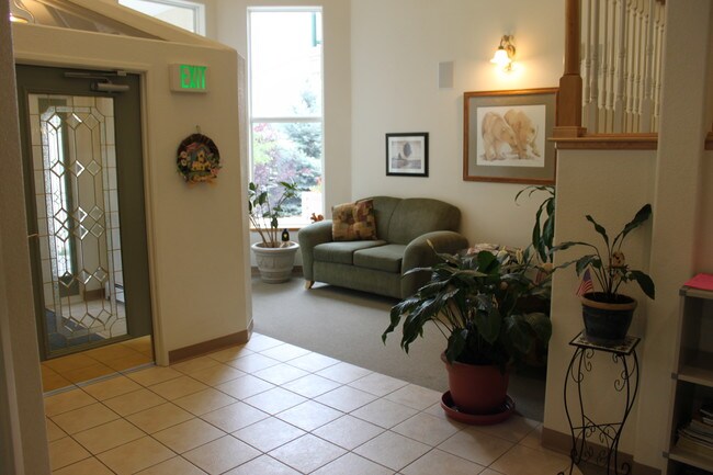 Secured entry and lobby - 100 21st Ave Apartment