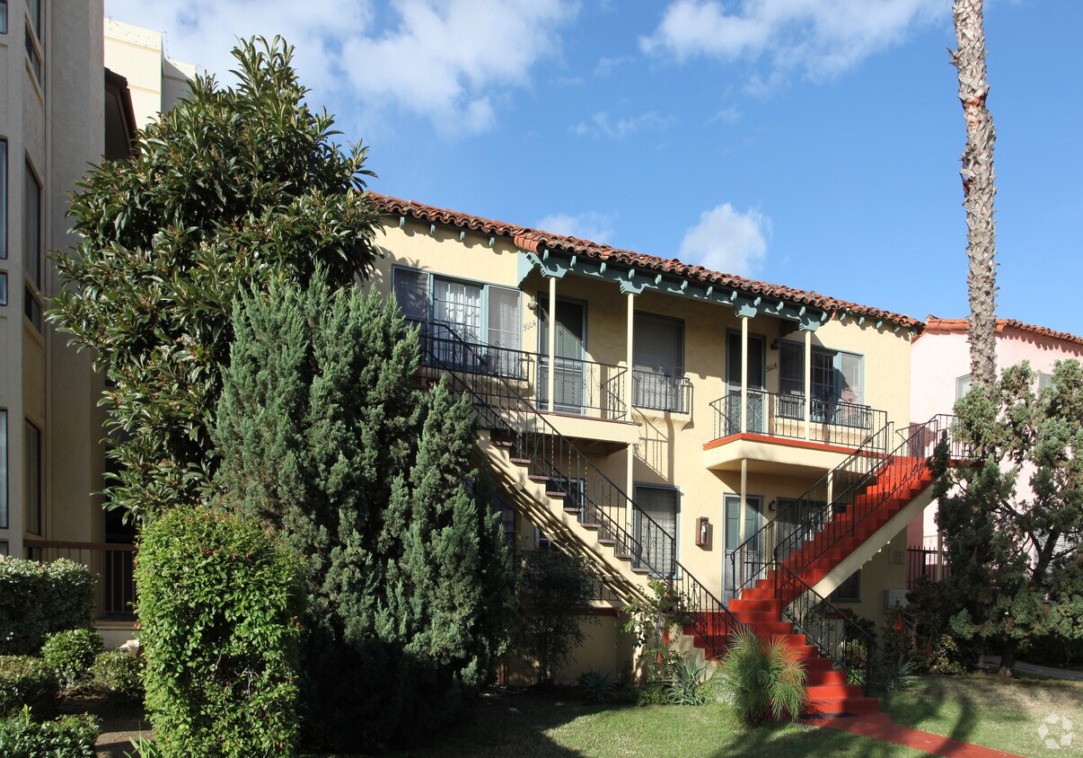 Foto del edificio - 3602-3608 Indiana St