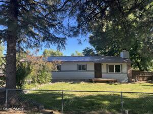 Primary Photo - 141 W Old Linden Rd