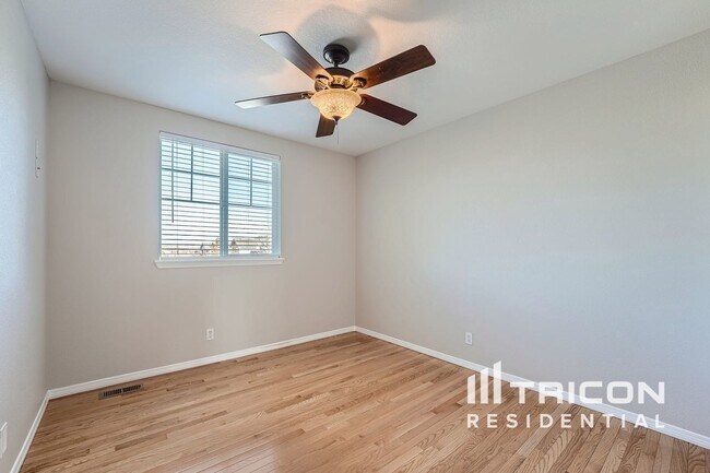 Foto del edificio - 1220 Sunset Way