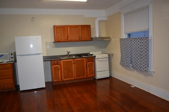 Building Photo - 1654 Miller St