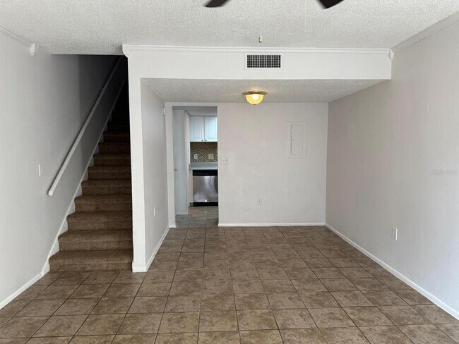 Foto del edificio - 4269 S Semoran Blvd