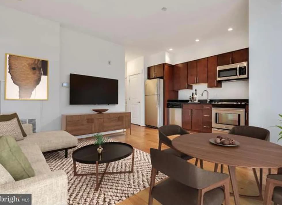 Foto principal - 2910 Georgia Ave NW