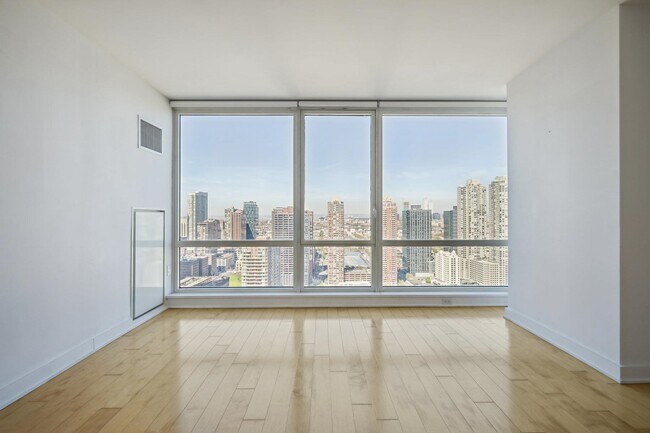 Foto del edificio - 2 2nd St