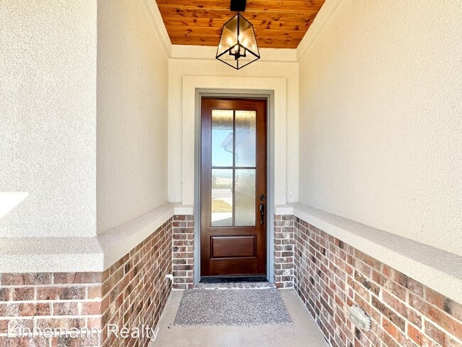 Building Photo - 4 br, 2.5 bath House - 8506 Kasen Avenue