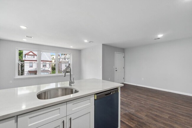 Foto del edificio - 889 S 17th St