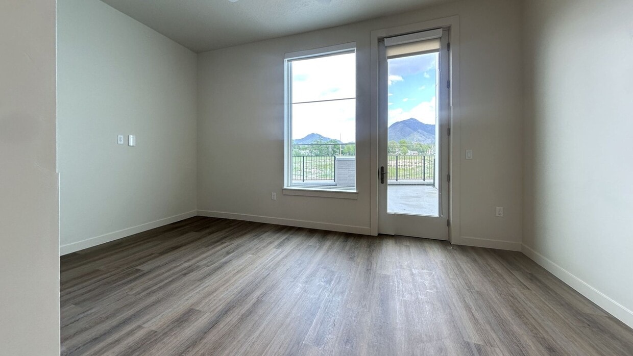 Photo - Grandeur Apartments