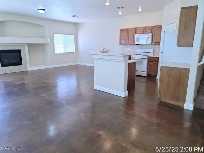 Foto del edificio - 1089 Elation Ln