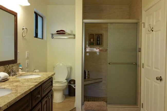 Building Photo - 618 Arosa Dr