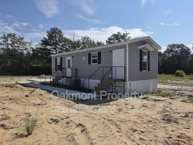 Building Photo - 212 Rosewood Ave
