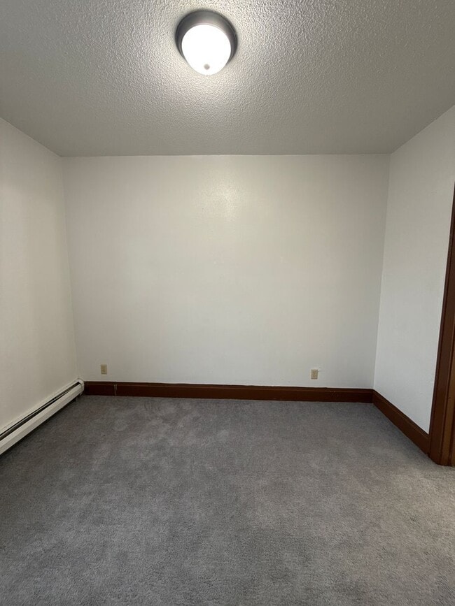 Foto del edificio - 402 2nd Ave NW