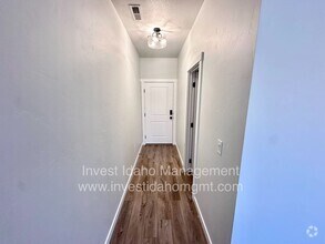 Building Photo - 6832 W Corona St